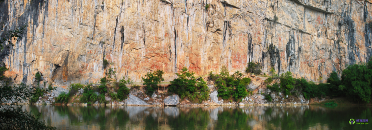 Huashan Rock Painting in Ningming County, Chongzuo City